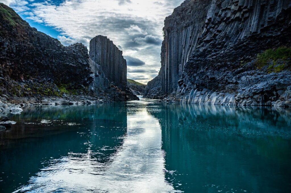 Islandia to wspaniałe widoki.